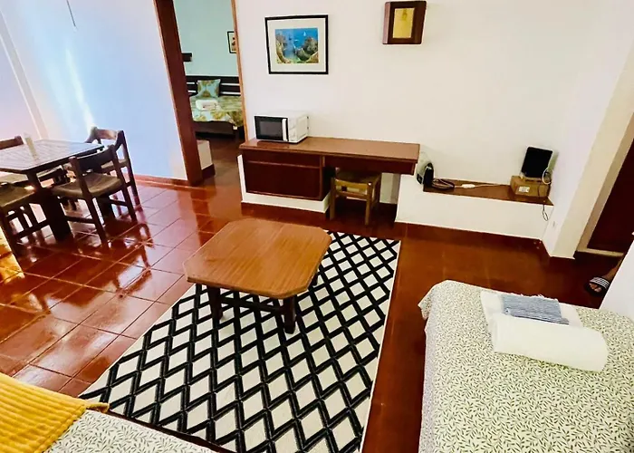 Appartement T1, Da Oura *