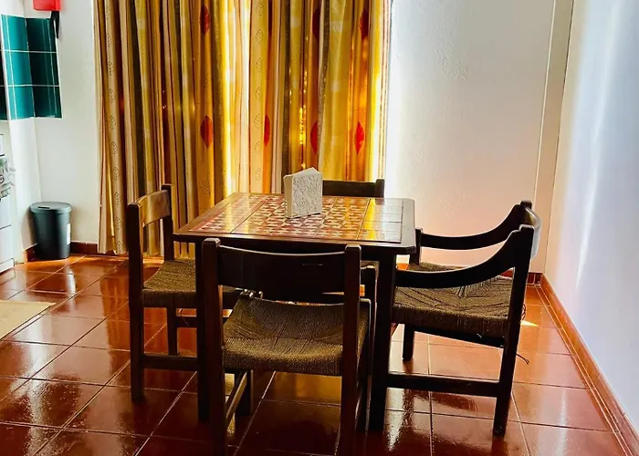 Appartement T1, Da Oura *